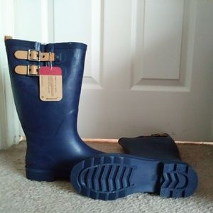 Navy Blue Chooka Rain Boots size 10